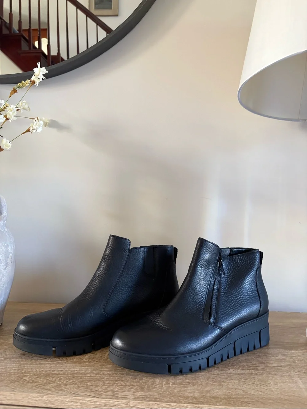 Vionic Uptown Sur Ankle Leather Boots